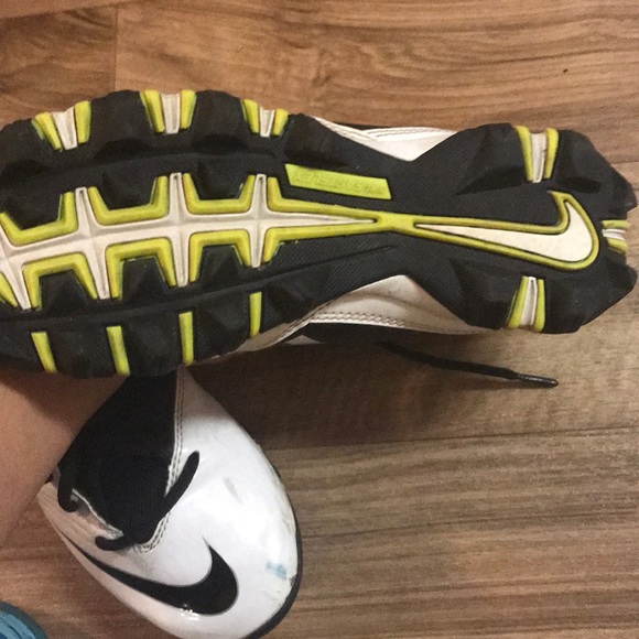 Nike Cleats - Picture 3 of 3